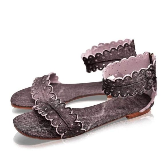 Elegant Gray Scalloped Women's Sandals - Picture 7 of 14
